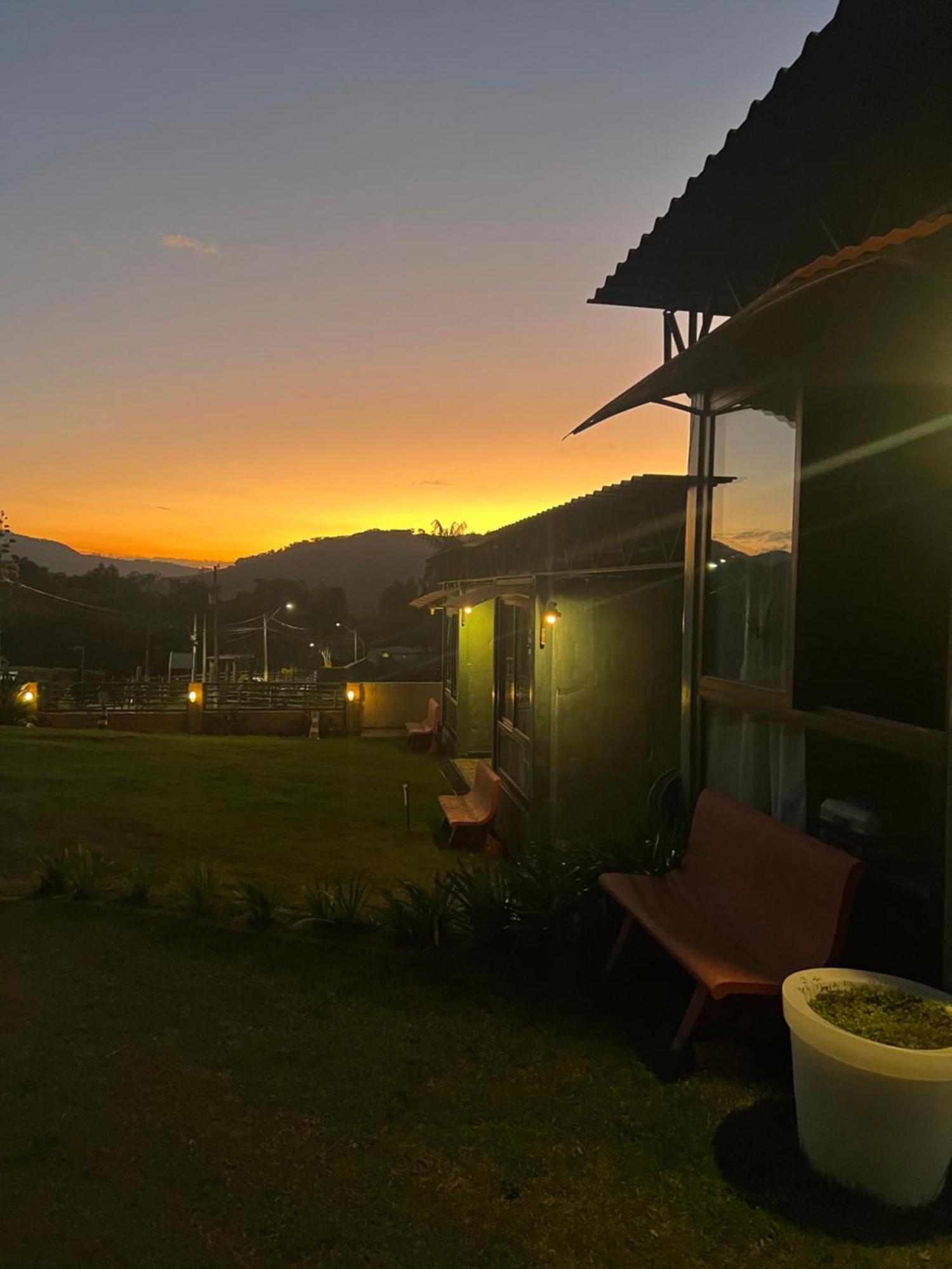 Recanto Do Caparao Sao Jose da Pedra Menina Luaran gambar